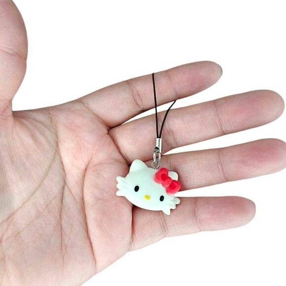 Hello Kitty Charm Keychain - Picture 1 of 1